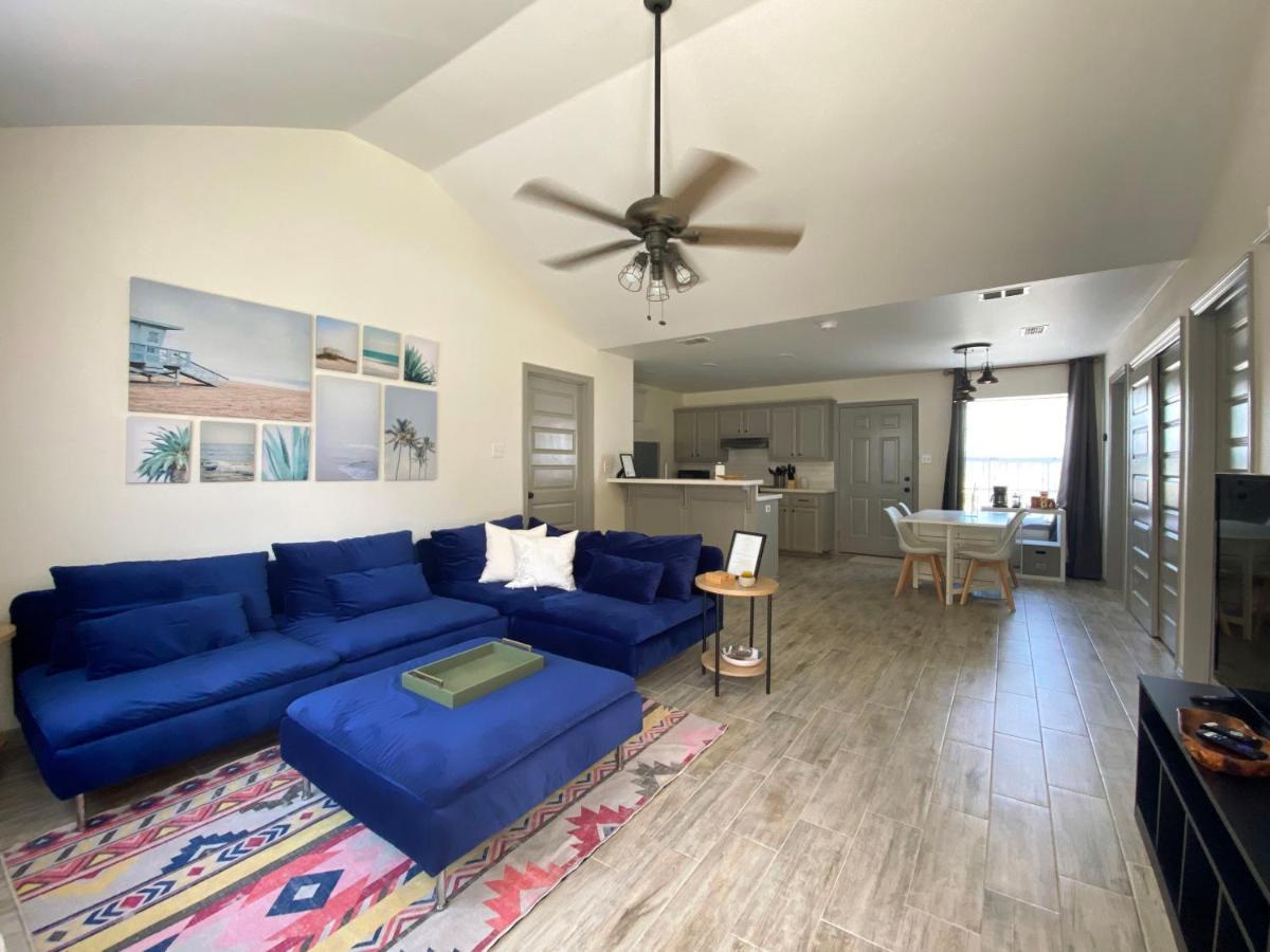 Quiet 2Br 2Ba, Laundry, Wi-Fi, Near Shops & Restos Apartment McAllen Exterior photo
