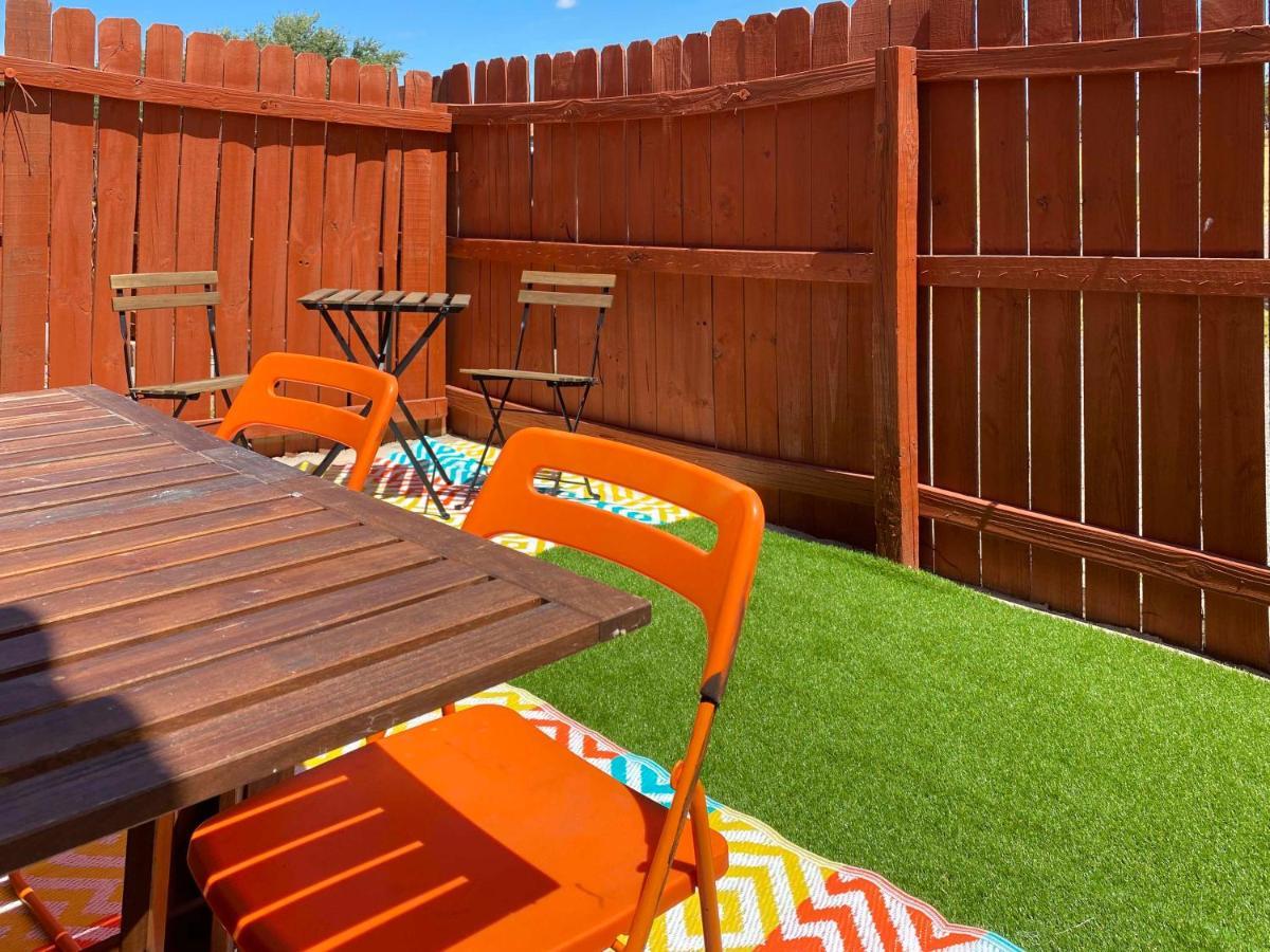 Quiet 2Br 2Ba, Laundry, Wi-Fi, Near Shops & Restos Apartment McAllen Exterior photo